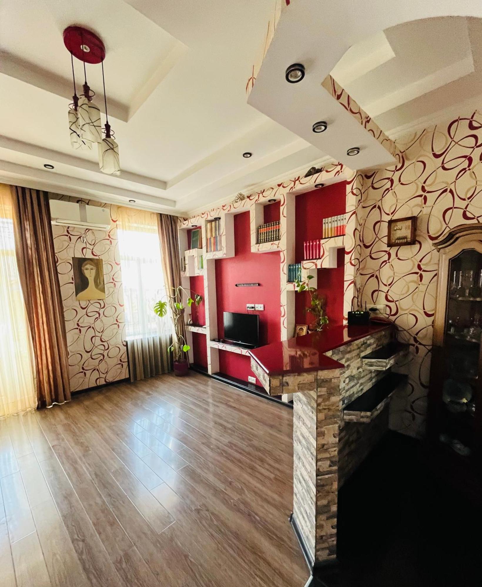 Jeji'S Apartment Тбилиси Екстериор снимка